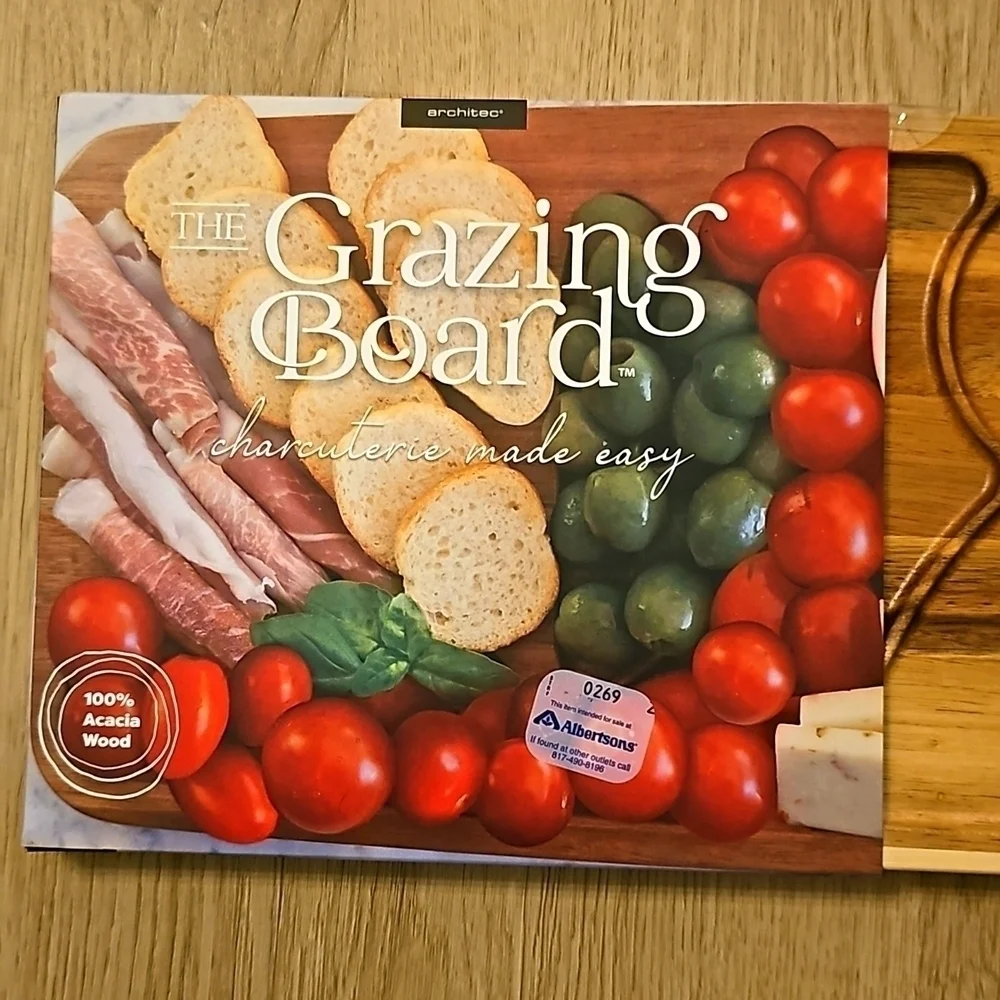 New Holiday Grazing Board 100% Acacia Wood Appetizer Charcuterie 16x7